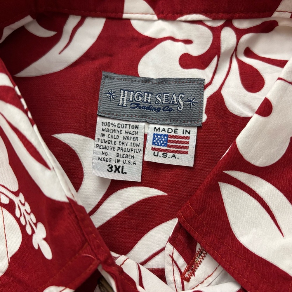 Men's Red Floral Casual Button Down Shirt - Picture 3 of 3